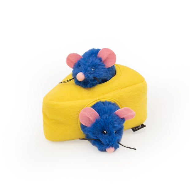 ZIPPY CLAWS Burrow™ - Mice n Cheese Cat Toy